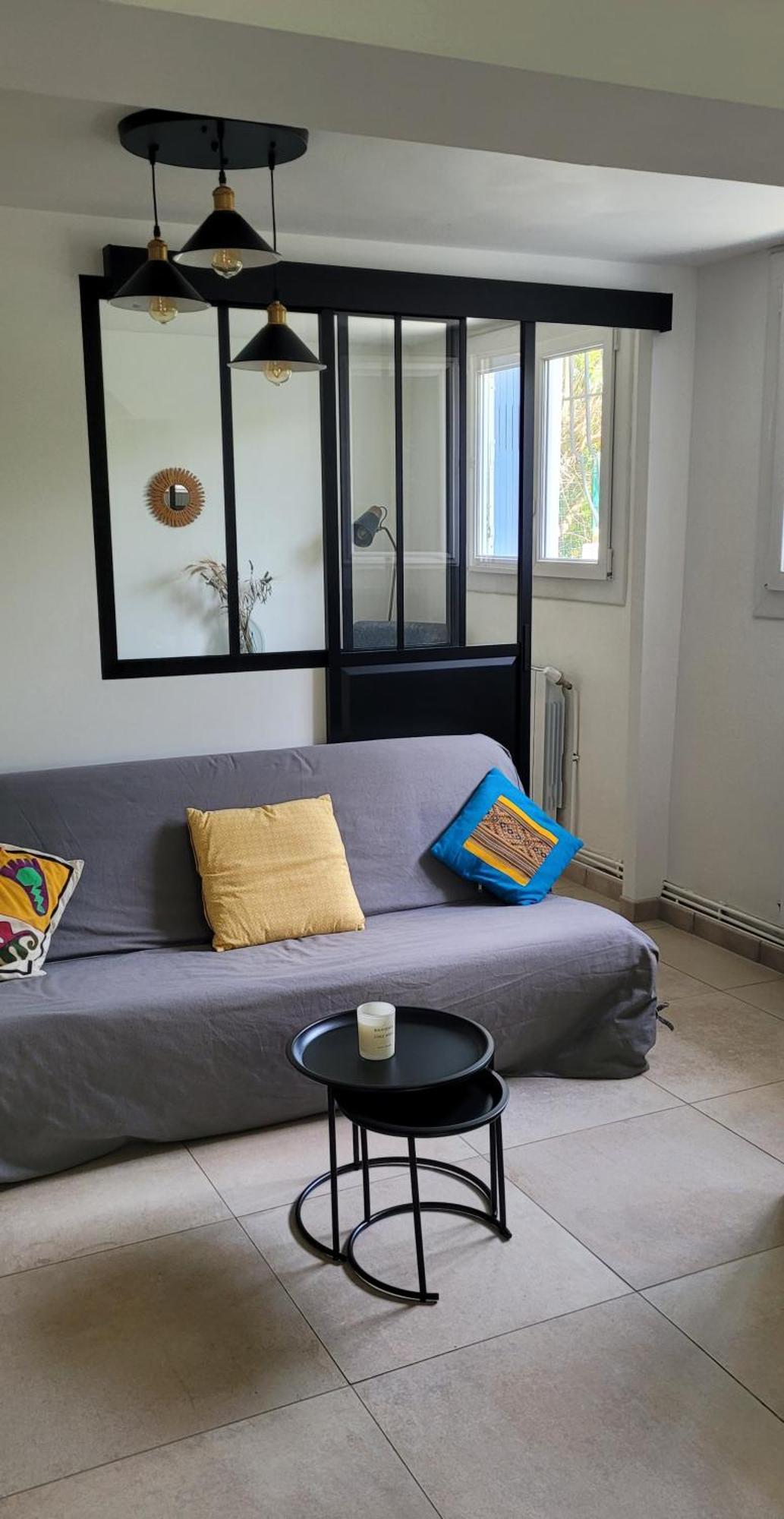 Apartment Location Dans Mas Provencal