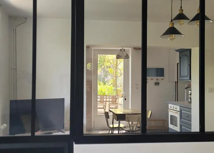 Location Appartement Dans Mas Provencal